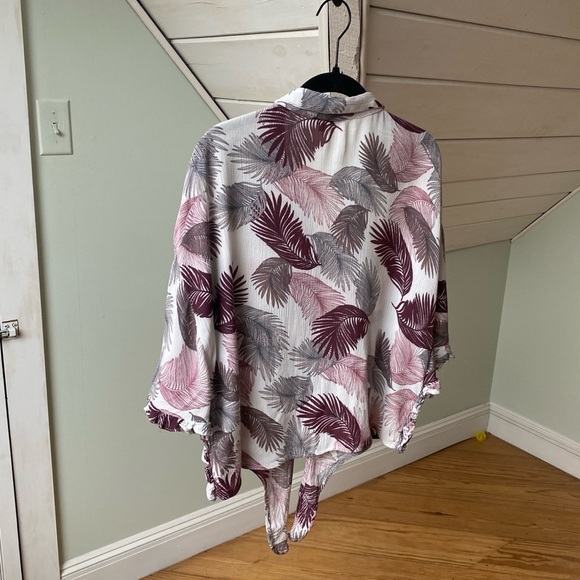 Skies Are Blue Tropical Palm Bat Wing Collared Ruffled Tie Top Size Large - Picture 7 of 14